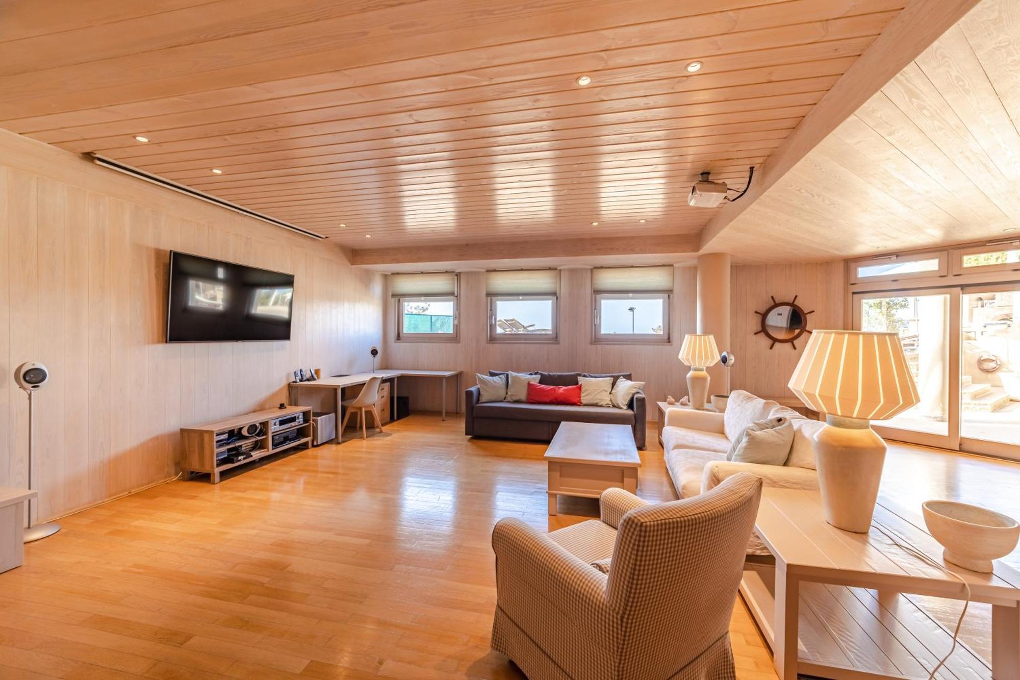 Lyciponon Villa Анависсос Экстерьер фото